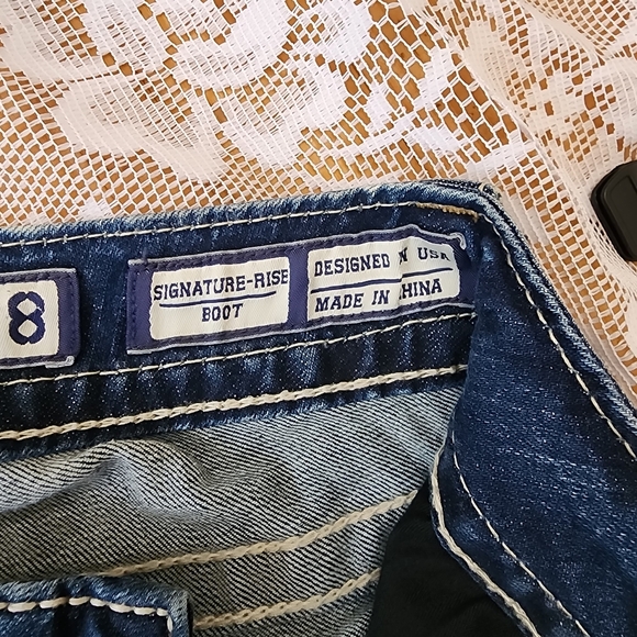 Miss Me Denim Women's Jeans Size 28 Signature Rise Boot Distressing - Picture 12 of 13